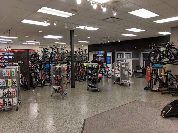 Trek Bicycle - Naperville Picture 8
