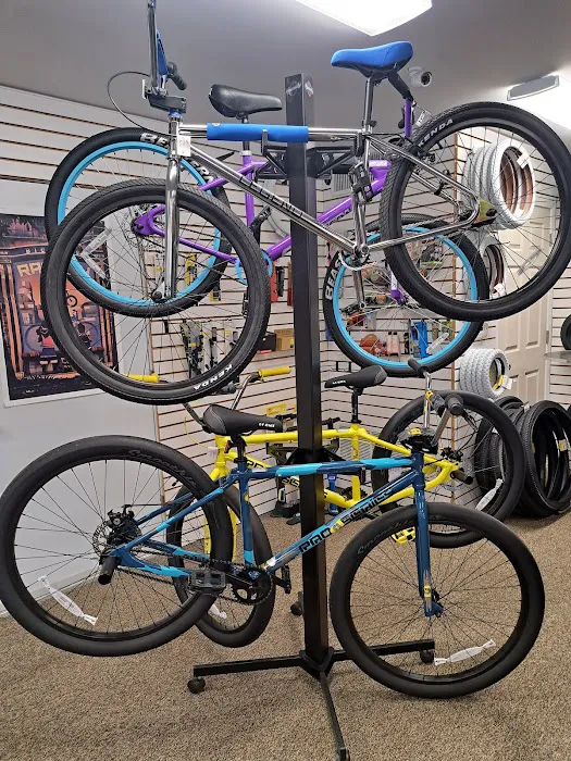 Chesterton Bicycle Station Picture 2