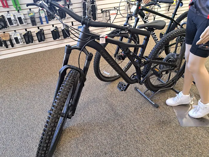 Chesterton Bicycle Station Picture 6
