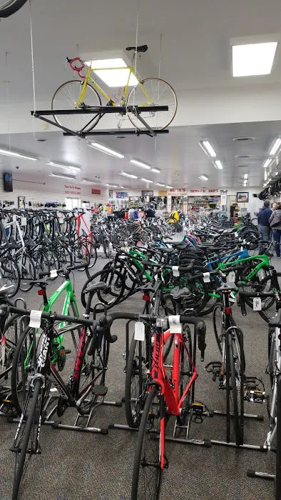 Buck's Bicycle Shop Inc. Picture 1
