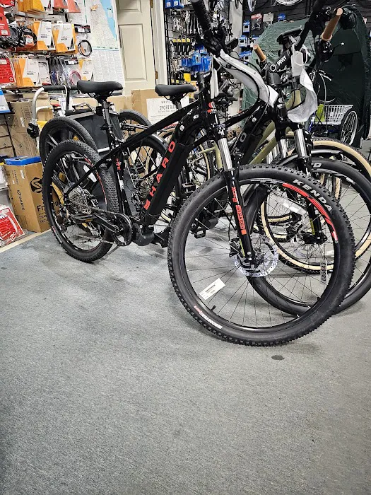 B & G Cyclery Inc Picture 4