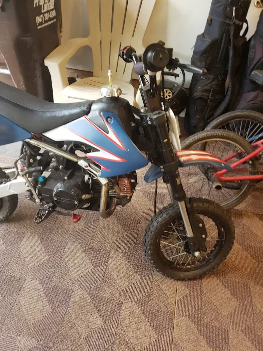 Becky's Bikes Picture 8