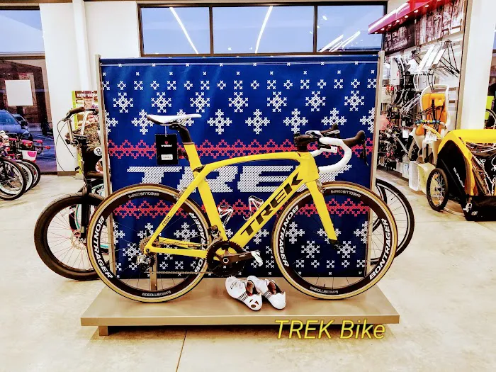Trek Bicycle Granger Picture 5