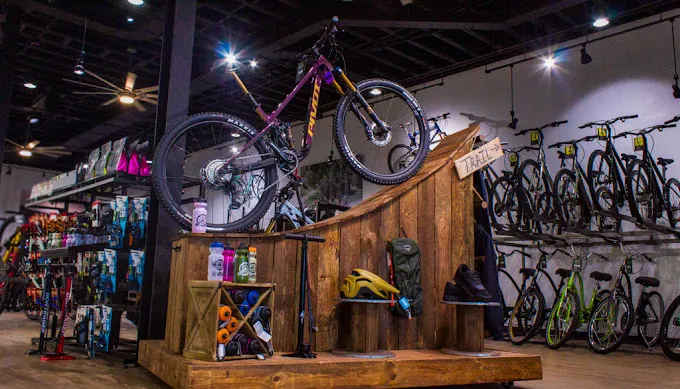 Pumpkinvine Cyclery Picture 3