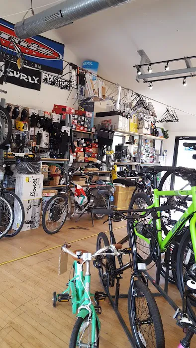 TRAILSIDE CYCLE Inc. Picture 1