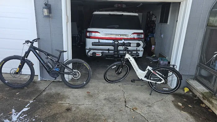 Trailhouse Village Bicycles Picture 4