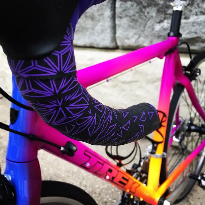 1 OAK Bicycles Picture 1