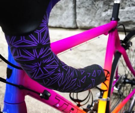 1 OAK Bicycles