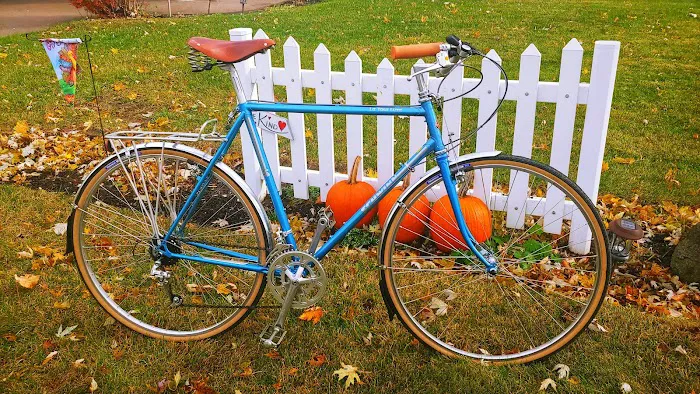 Atkins Verona Bicycle Shoppe Picture 6