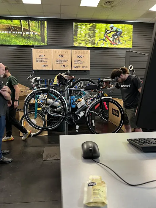 Trek Bicycle Rockford Picture 10