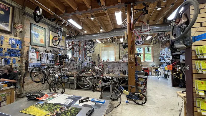 Machinery Row Bicycles Picture 4