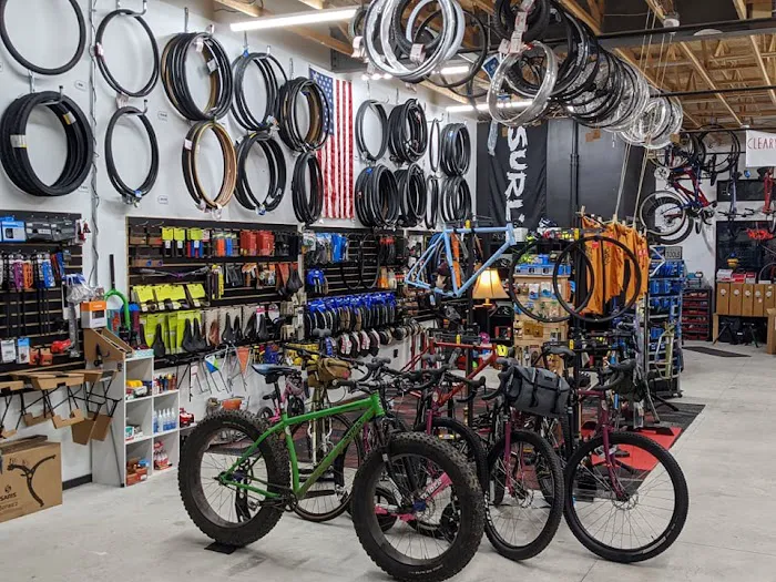 Black Saddle Bike Shop Picture 2