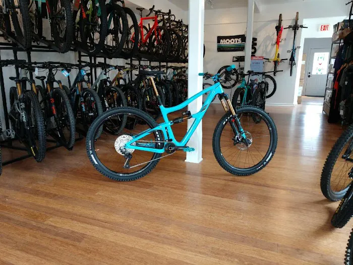 Blue Mounds Bicycle Works Picture 4
