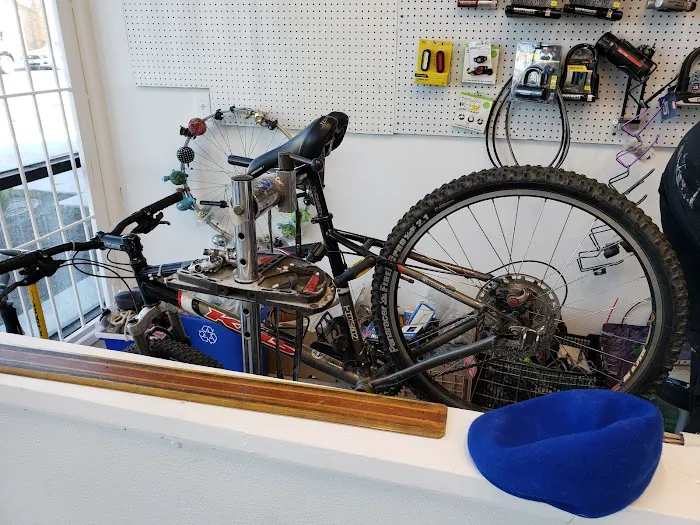 Brooklyn Bike Doctor ATX Picture 8