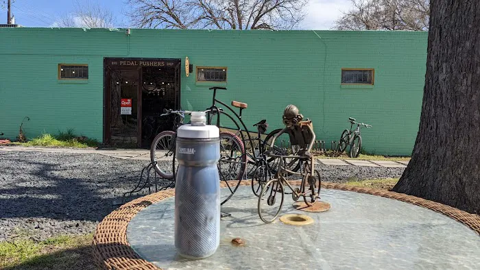 Eastside Pedal Pushers Picture 8