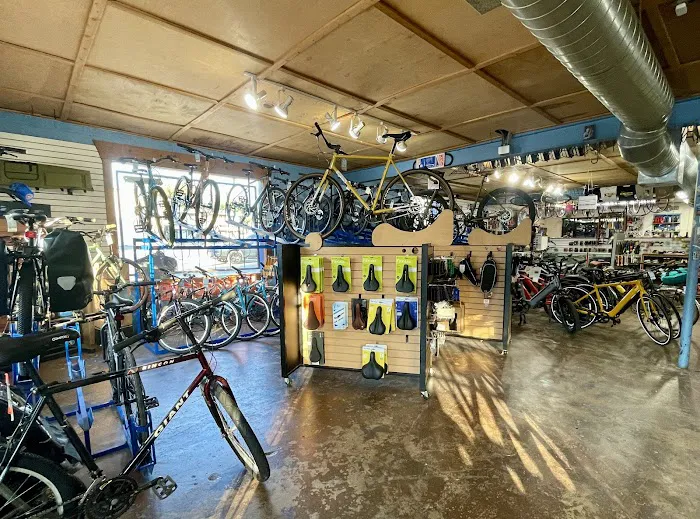 The Peddler Bike Shop - Hyde Park Picture 9