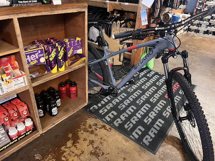 The Peddler Bike Shop - Hyde Park Picture 10