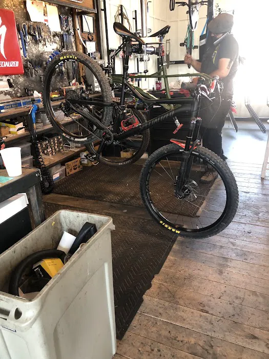Buda Bike Co. Picture 9