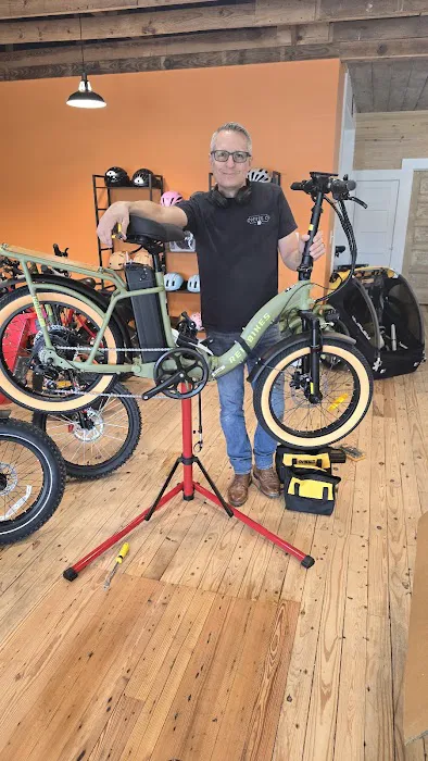 Electric Evolution E-Bike Shop Picture 9