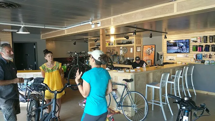 HUB MRKT Bikes Picture 5