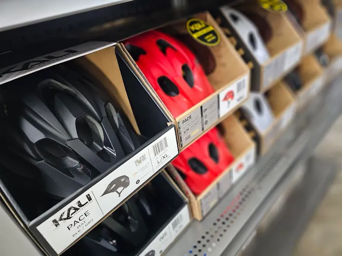 HUB MRKT Bikes Picture 6