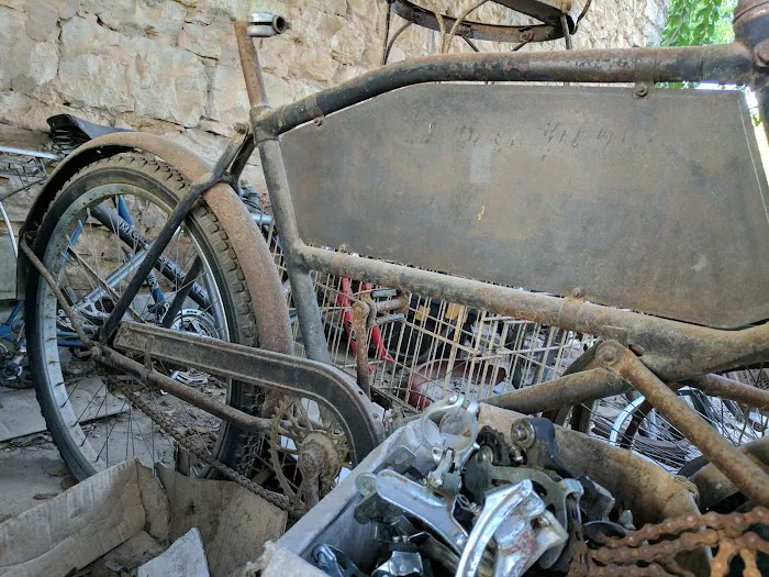 Helotes Bicycle Picture 5