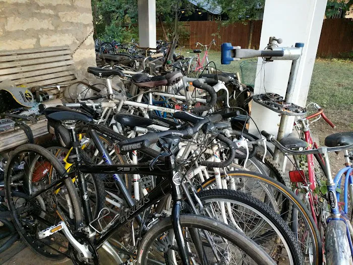 Helotes Bicycle Picture 1