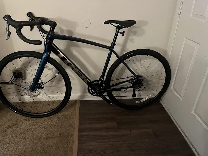 Trek Bicycle Jacksonville Lakeshore Picture 2