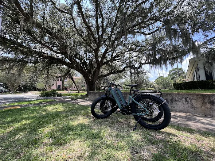 Beach E-Bikes Rentals & Sales Picture 3