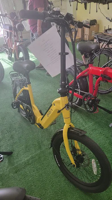 Bob's Bike Shop Picture 6