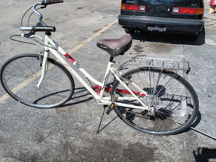 Dropkick Cycles and scooter Ebikes Picture 1