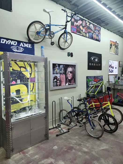 Trailblazers E bikes and Cruisers Picture 4
