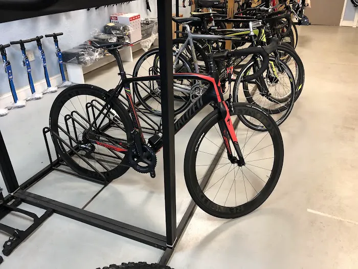 CLERMONT BICYCLES Picture 7