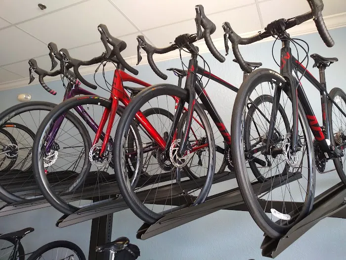CLERMONT BICYCLES Picture 4
