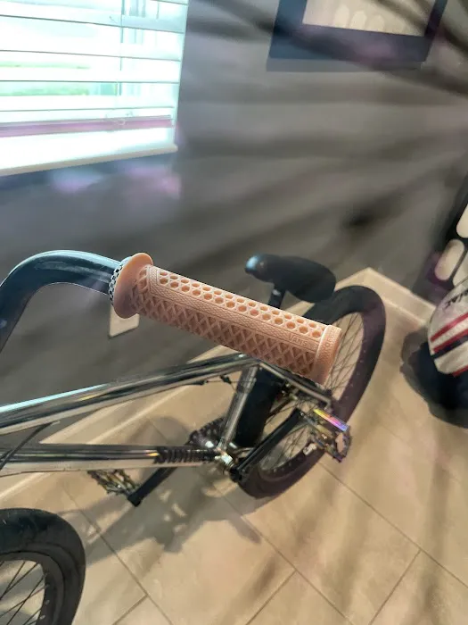 F2R Bike Shop Picture 3