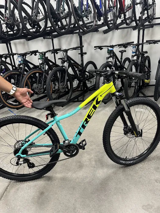 Trek Bicycle Orlando Southchase Picture 6