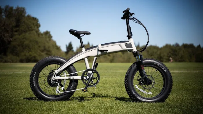 Beach E-Bikes Rentals & Sales Picture 9