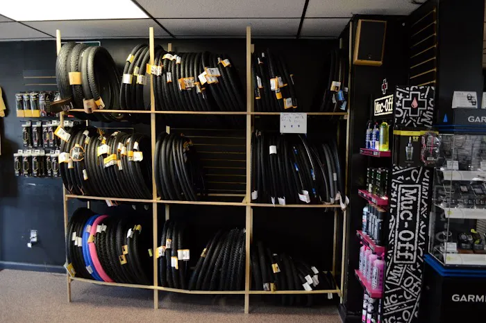 INFINITY Bike Shop Picture 7