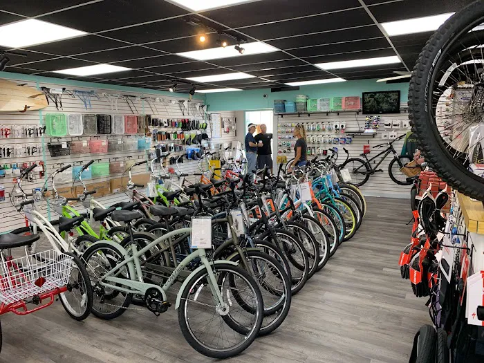 Bob's Beach Bicycle Works Picture 4