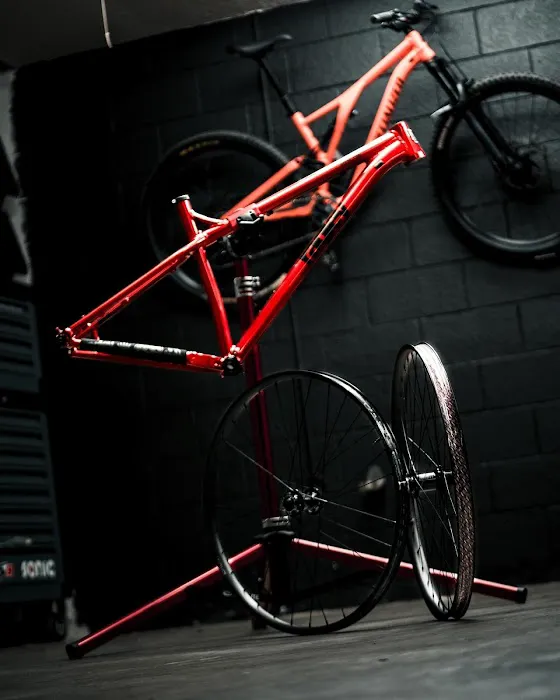 Atlus Bikes Picture 7