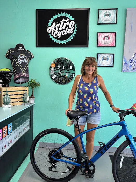 Astro Cycles Picture 10