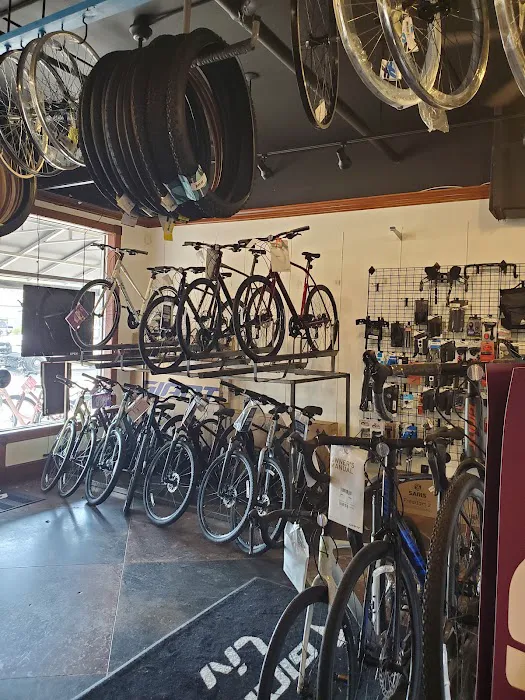 Trinity cyclery Picture 9