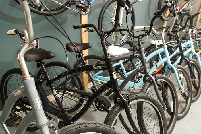 Tarpon Tom's Bike Shop Picture 9