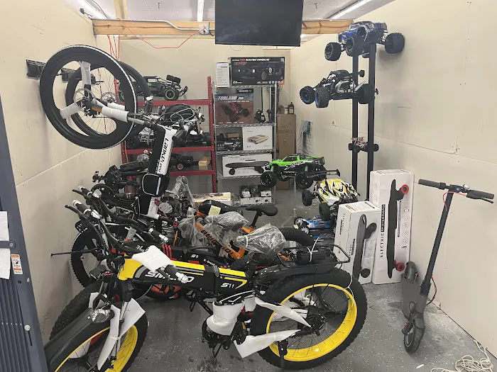 Morris & Penny E Bikes N Tingz Picture 2
