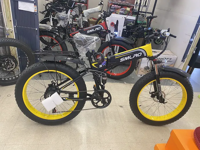 Morris & Penny E Bikes N Tingz Picture 1