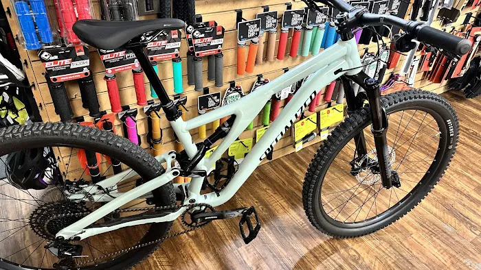 AJ's Bikes, LLC Picture 5