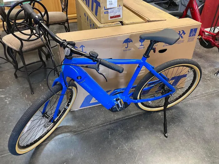 Road & Trail Bicycles Picture 6