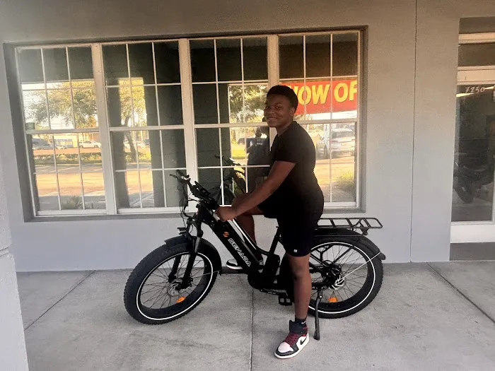 Electric Riders Picture 5