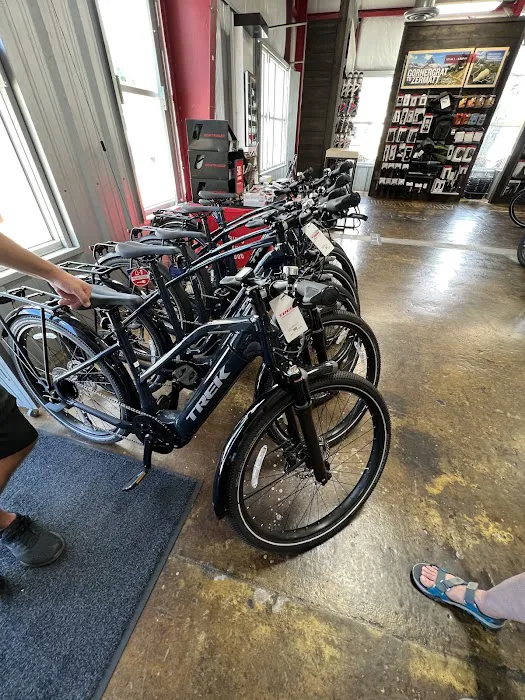Trek Bicycle Seminole Picture 2
