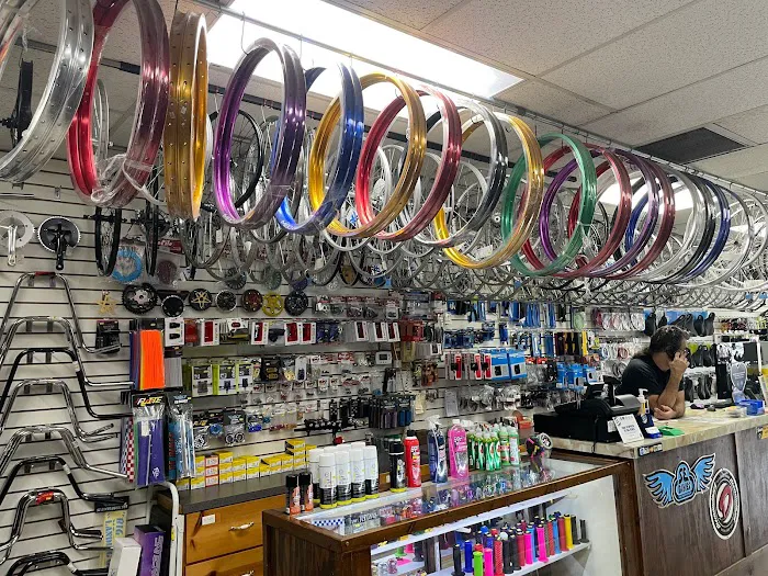 Jim's Bicycle Shop Picture 7